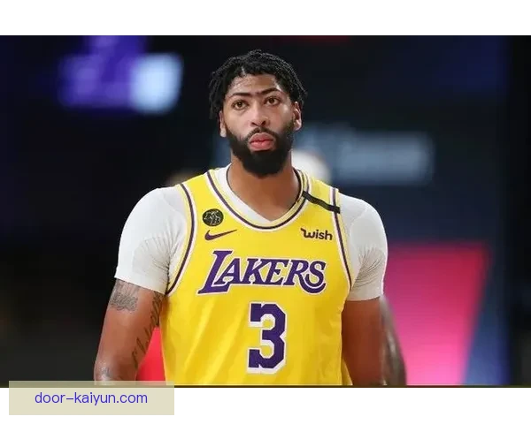 戴维斯状态回暖，持续与队友展现良好默契