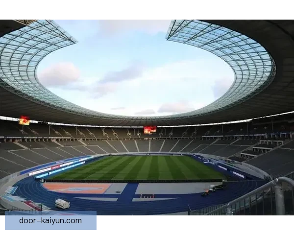 欧洲杯即将在柏林奥林匹克体育场举办，赛事备受期待